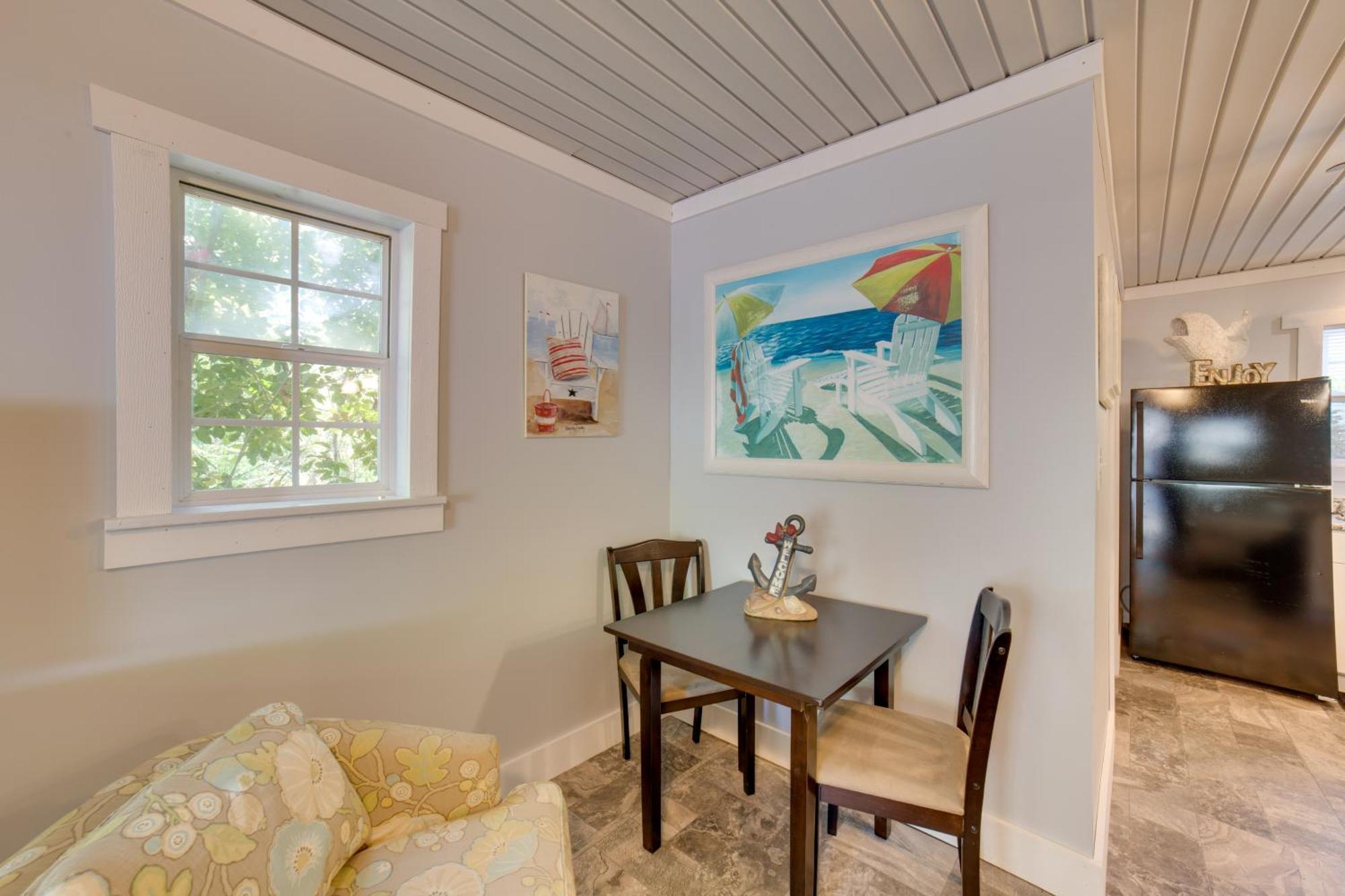 Ocean Isle Beach Studio With Patio - 1 Mi To Pier! Kültér fotó