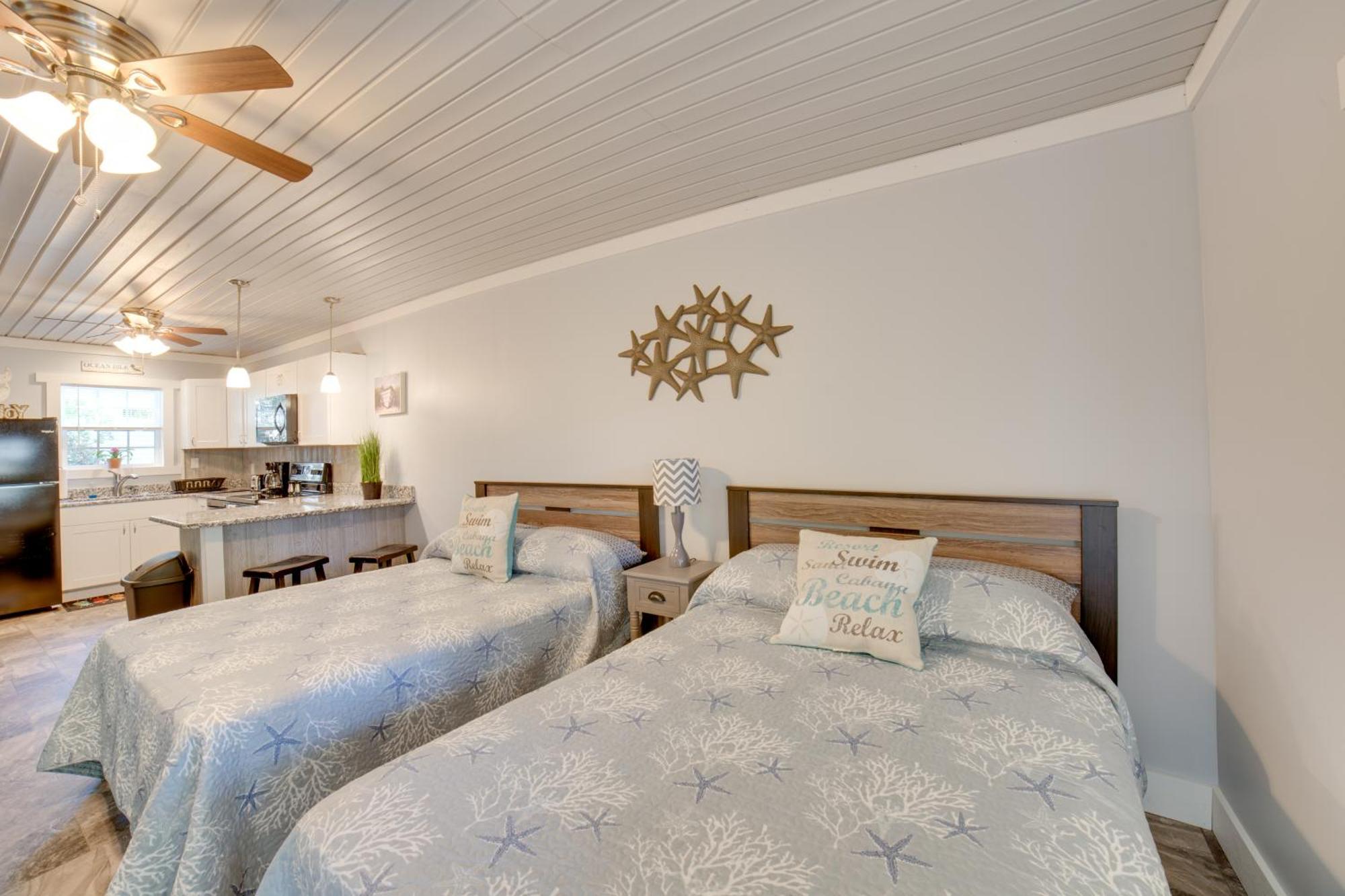 Ocean Isle Beach Studio With Patio - 1 Mi To Pier! Kültér fotó